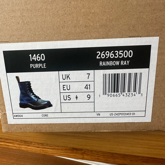 Dr Marten Purple 1460 Rainbow Ray Mermaid Boots - RARE - Picture 3 of 11